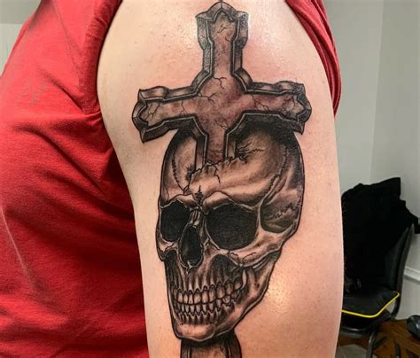 crossbones tattoo|101 Best Skull And Cross Tattoo Ideas That Will Blow .